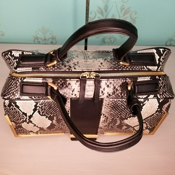 SOLD SOLD 💵 Calvin Klein Large Python Purse - Picture 4 of 8